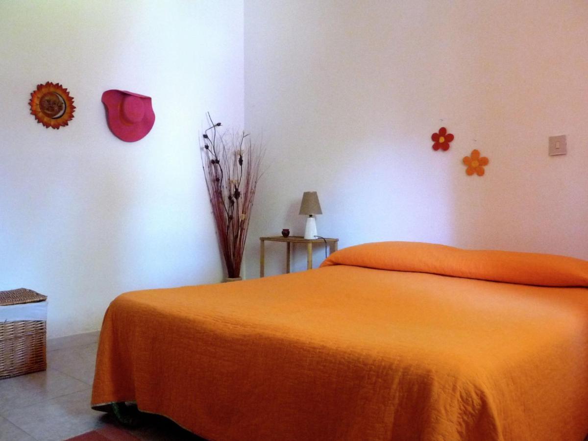 Willa Casa Unifamiliar Con Jard N Privado Agnone Bagni Zewnętrze zdjęcie