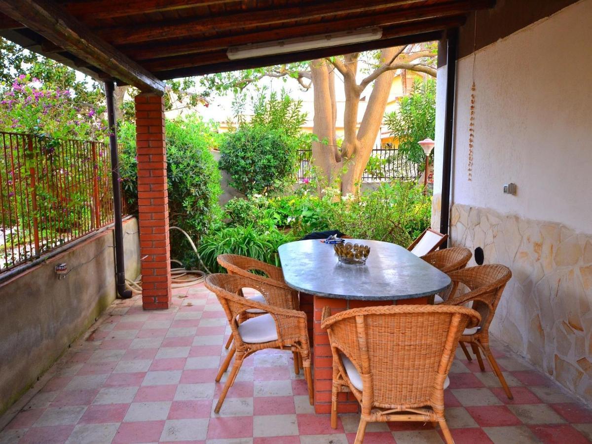 Willa Casa Unifamiliar Con Jard N Privado Agnone Bagni Zewnętrze zdjęcie